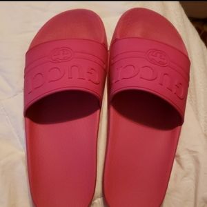 Gucci slides